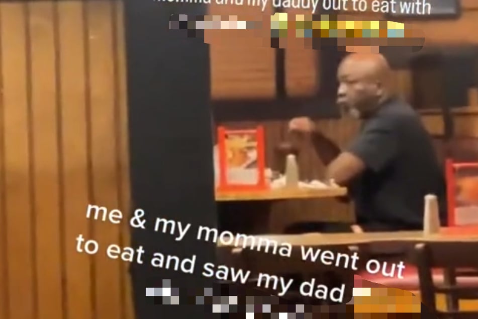Frau trifft Vater in Restaurant: Sofort weiß sie, dass ihre Familie zerbricht