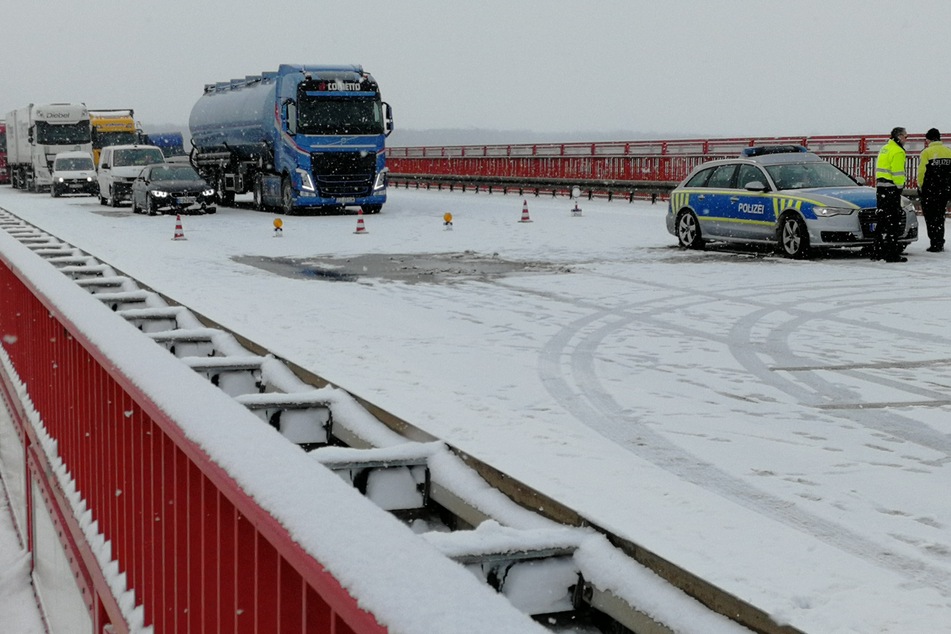 Schwere Unfälle auf der A9: Rettungskräfte im Dauereinsatz