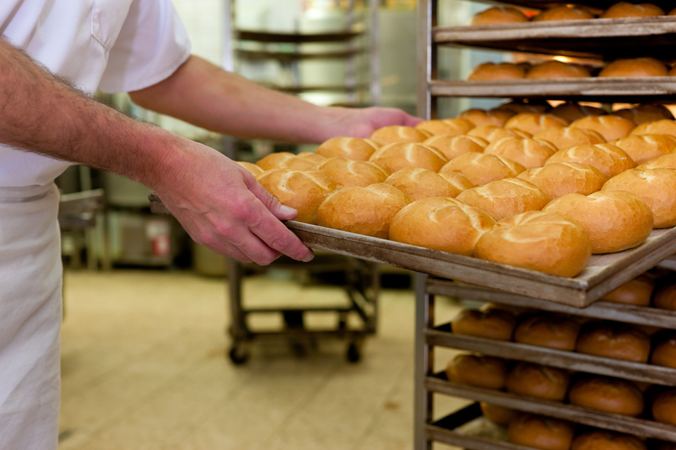 Die Beschäftigten der Großbäckerei Aryzta sind zu einem Warnstreik aufgerufen. (Symbolbild)