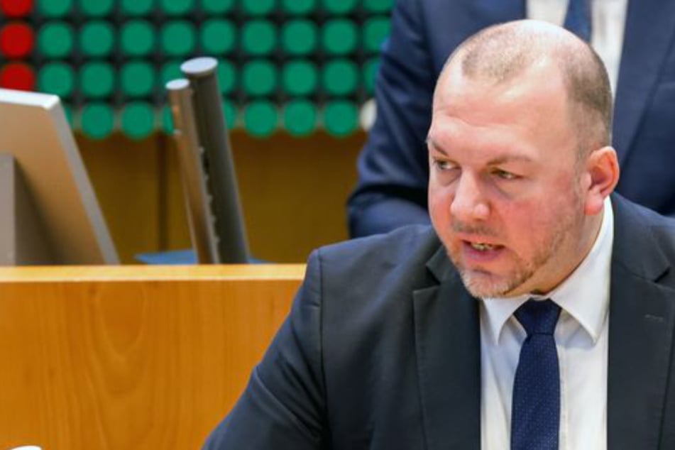 Gesetzesverstöße bei der AfD? Jetzt auch Wirbel um Minijobs bei NRW-Abgeordneten