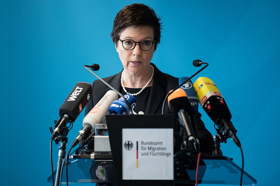 Jutta Cordt, Präsidentin des Bundesamts für Migration und Flüchtlinge (Bamf), äußert sich in der Berliner Bamf-Außenstelle zu den Vorgängen in der Außenstelle Bremen.
