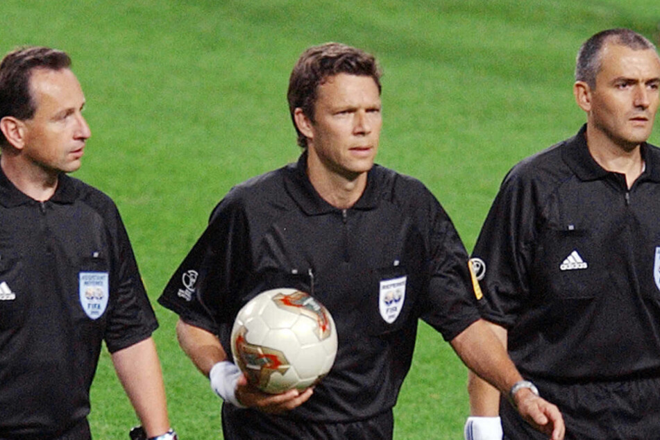 Urs Meier (65, M.) galt als einer der besten Schiedsrichter der Welt. 2002 pfiff er sogar das Champions-League-Finale.