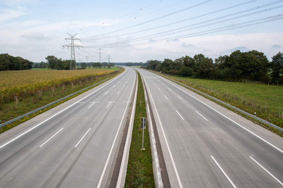 Die Autobahn 8 wird bei Bad Reichenhall das ganze Wochenende komplett gesperrt. (Symbolbild)