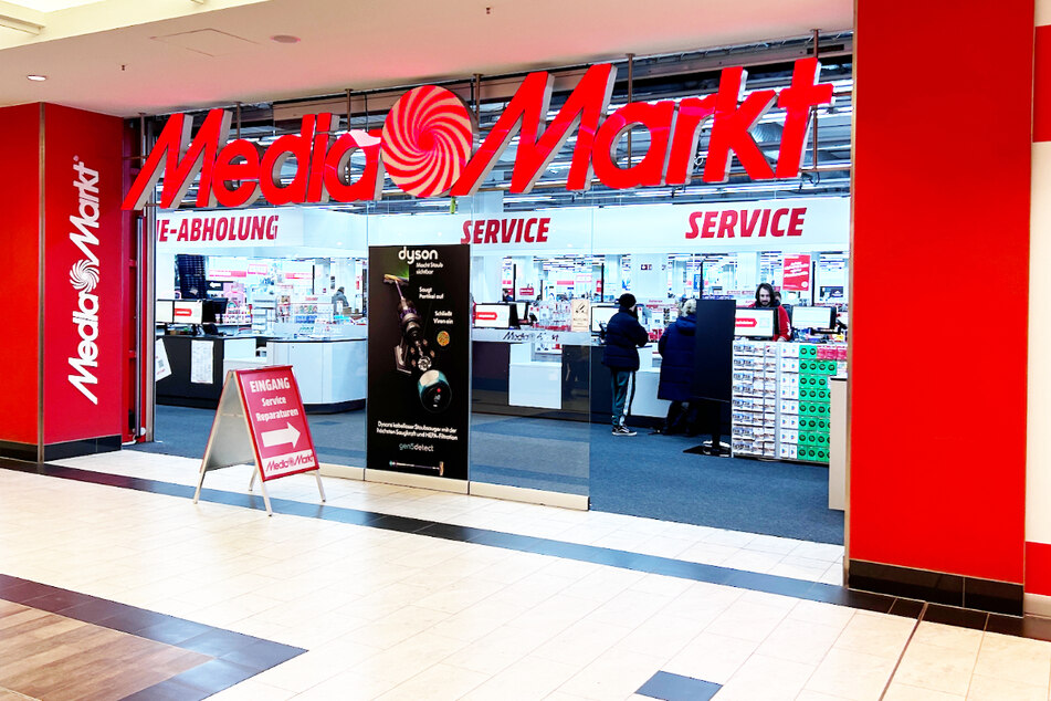 MediaMarkt Dresden - im ElbePark, Peschelstraße 39.