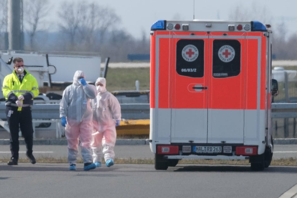Die infizierten Patienten aus Bergamo sind am Flughafen Halle/Leipzig gelandet.