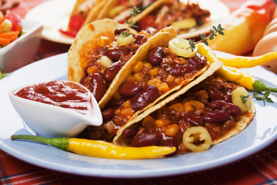 Als Taco-Füllung schmeckt ein Chili auch auf jeder Party.