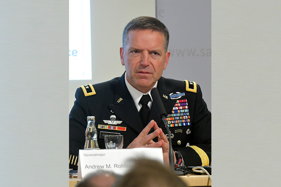 US-General Andrew M. Rohling bemüht sich um Transparenz bei den Truppenbewegungen.