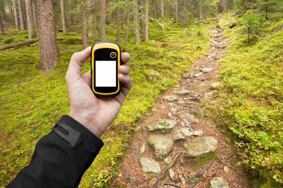 Der seltsame Gegenstand stellte sich dann als ungefährlicher "Schatz" für die GPS-Schnitzeljagd heraus.