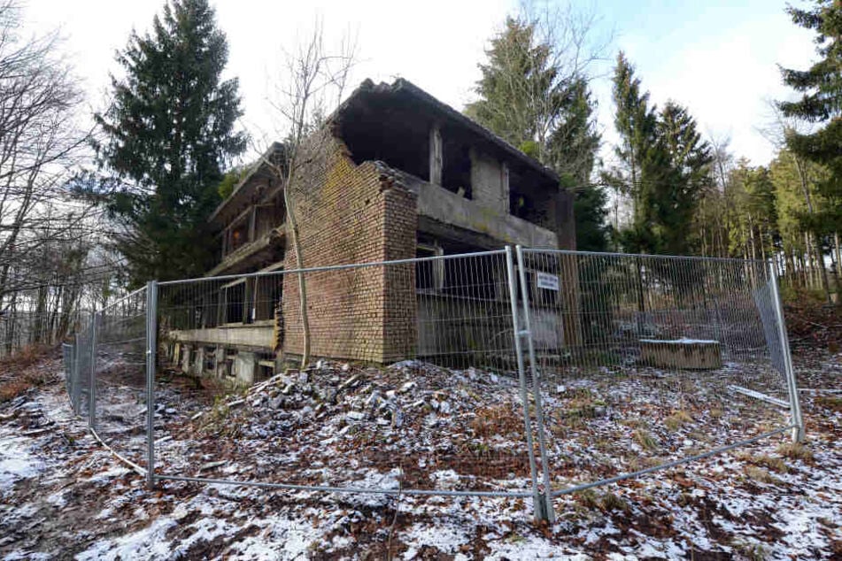Diese Ruine in der Vulkaneifel ist heiß begehrt.