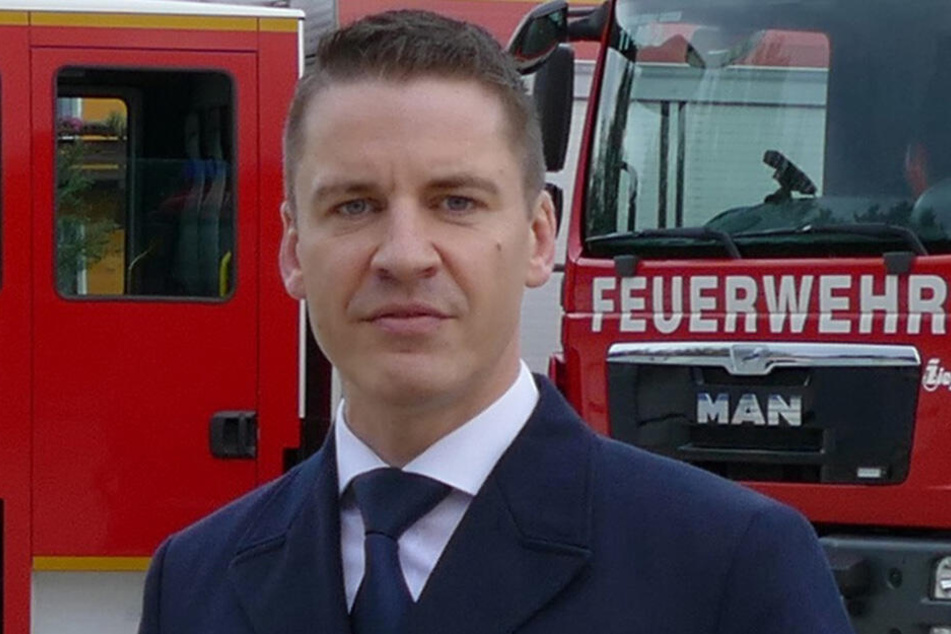 Feuerwehr-Chef René Kraus (45) streitet mit der Landestalsperrenverwaltung.