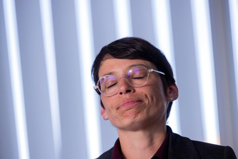 Josefine Paul (43, Grüne) ist überraschend als NRW-Familienministerin zurückgetreten.