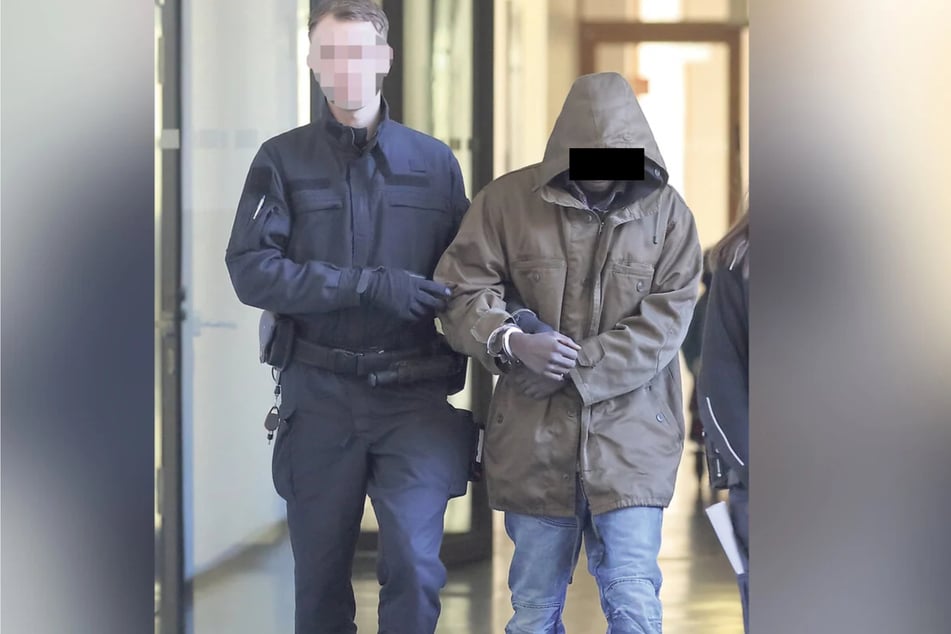 Sani A. (29) verbiss sich in Rage in einen Polizisten.