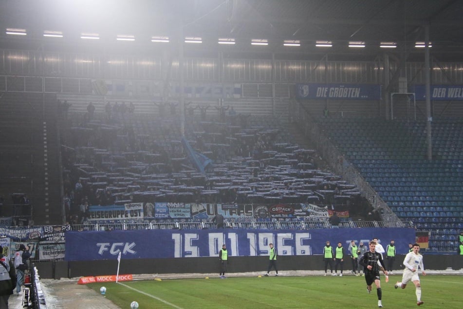 Der Gästeblock war in der Avnet-Arena gut gefüllt. Über 500 Fans reisten mit dem CFC nach Magdeburg.
