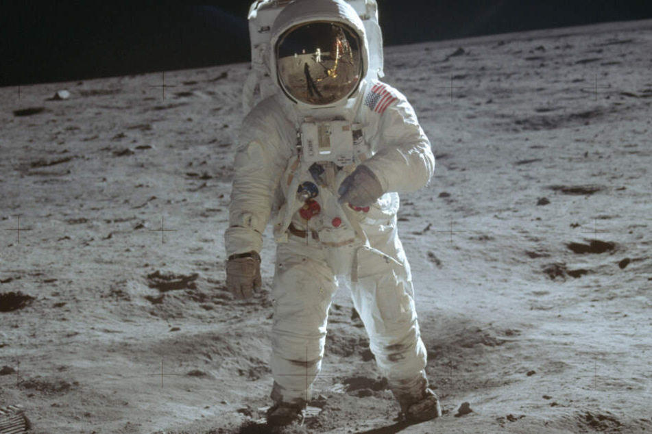 Während der Astronaut Buzz Aldrin auf der Mondoberfläche spazierte, lag Ulrich Walter im Bett. (Archivbild)