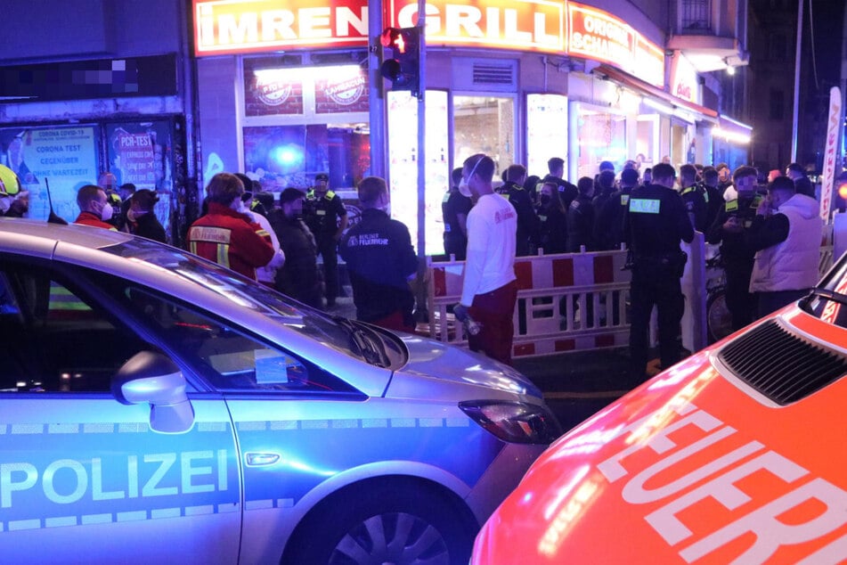 Wegen eines Angriffs in Neukölln mussten Polizei und Feuerwehr anrücken.