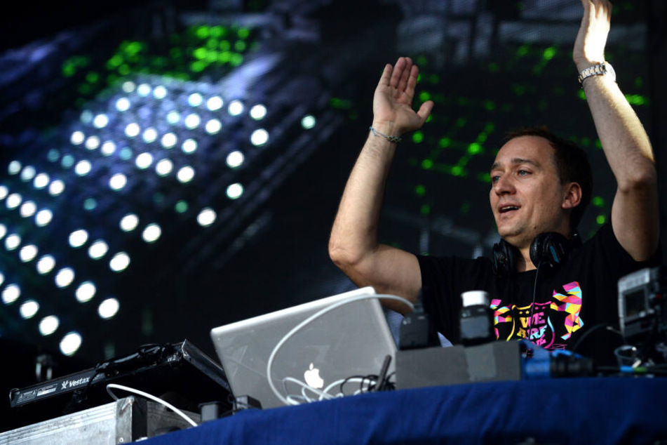Star-DJ Paul van Dyk (47) hatte sich bei einem Sturz während eines Festival-Auftritts schwerst verletzt.