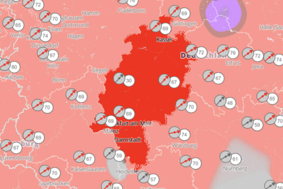 Ganz schön windig: Am Rosenmontag glänzt Randtief "Bennet" mit Sturmböen.