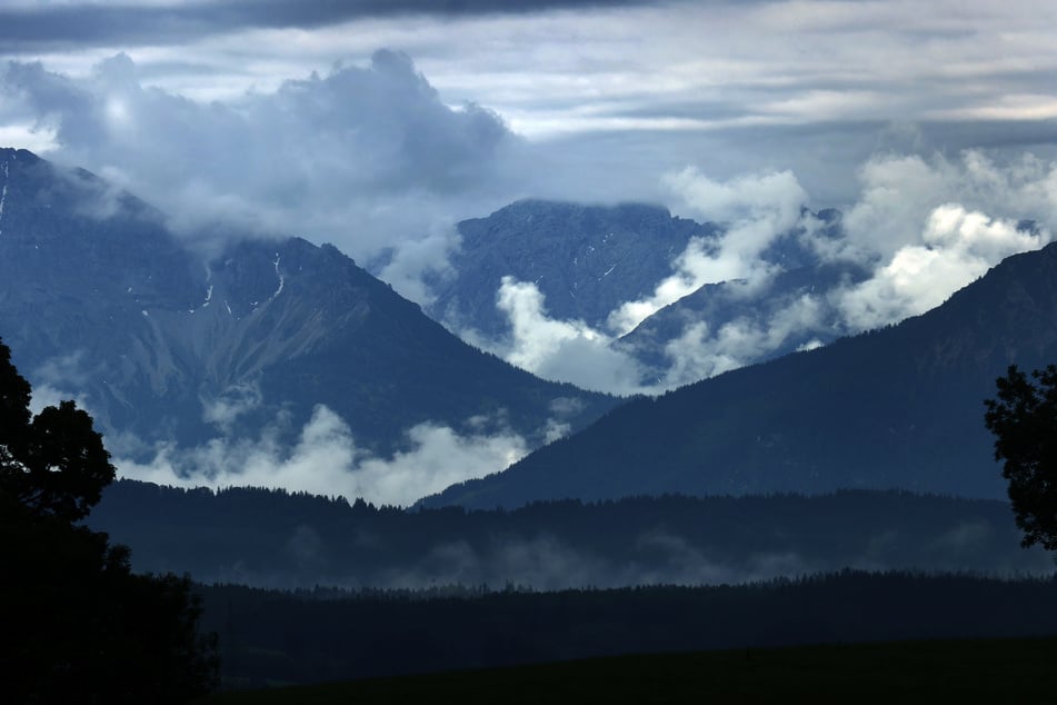 Immer wieder verunglücken auch erfahrene Wanderer in den Allgäuer Alpen. (Archiv)