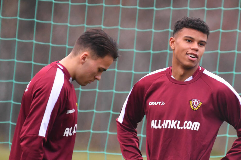 Simon Gollnack (links) und Ransdorf Yeboah- Königsdörffer (beide 18) mischten bereits bereits mehrfach beim Training der 1. Mannschaft mit.