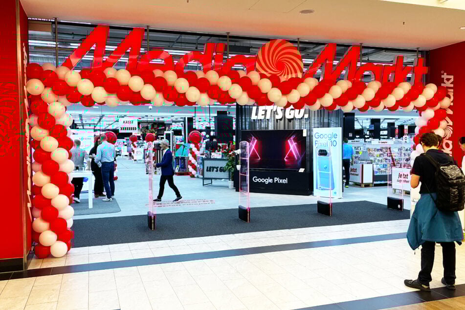 MediaMarkt Dresden - ElbePark - Peschelstraße 39.