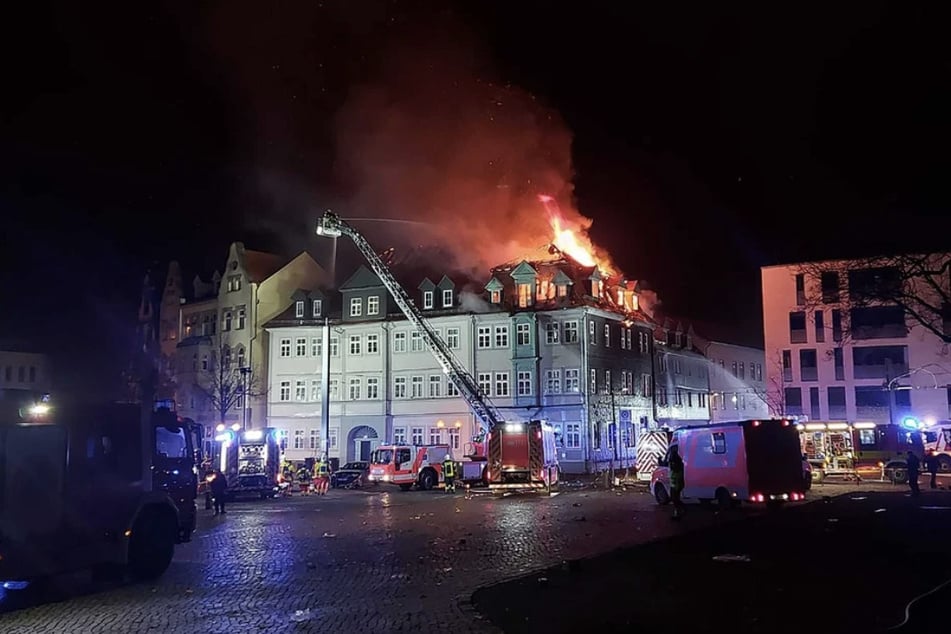 In der Nähe des Erfurter Domplatzes hatten in der Silvesternacht mehrere historische Gebäude gebrannt.