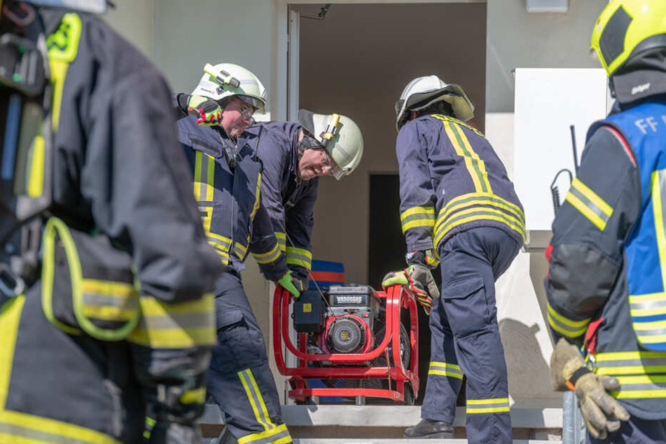 In der Wohnung hatte eine Mikrowelle für ordentlich Rauch gesorgt.