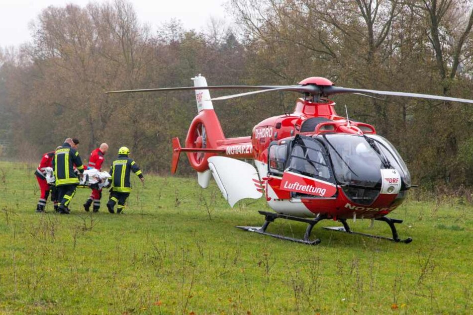 Mit einem Rettungshubschrauber musste der Verletzte in eine Spezialklinik gebracht werden.