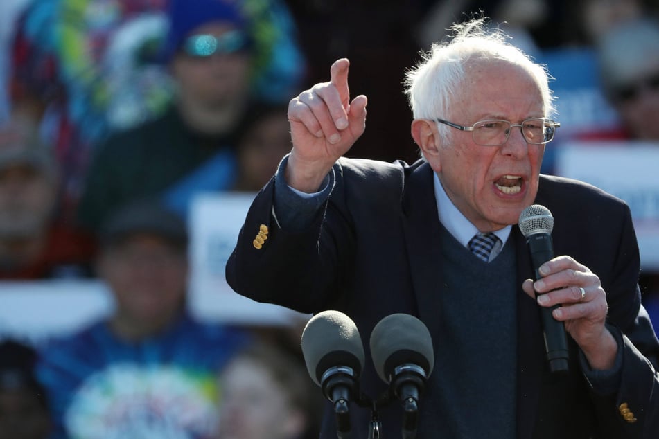 Bernie Sanders tops off the weekend with Iowa town hall on $3.5-trillion budget proposal