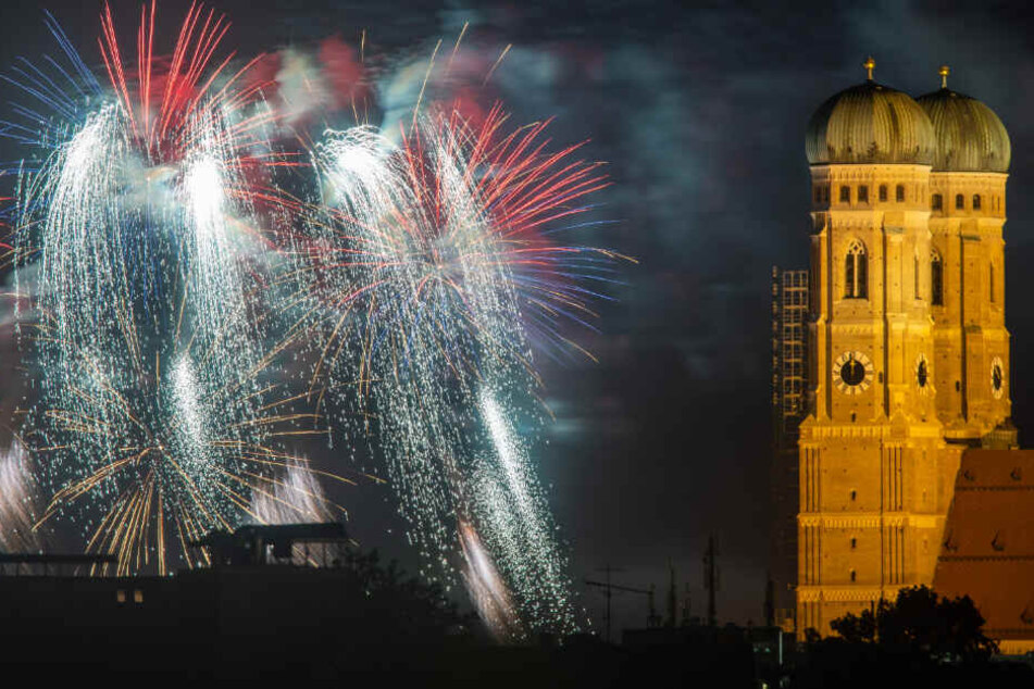 In der Münchner Altstadt dürfen weder Raketen noch Böller gezündet werden. (Symbolbild)