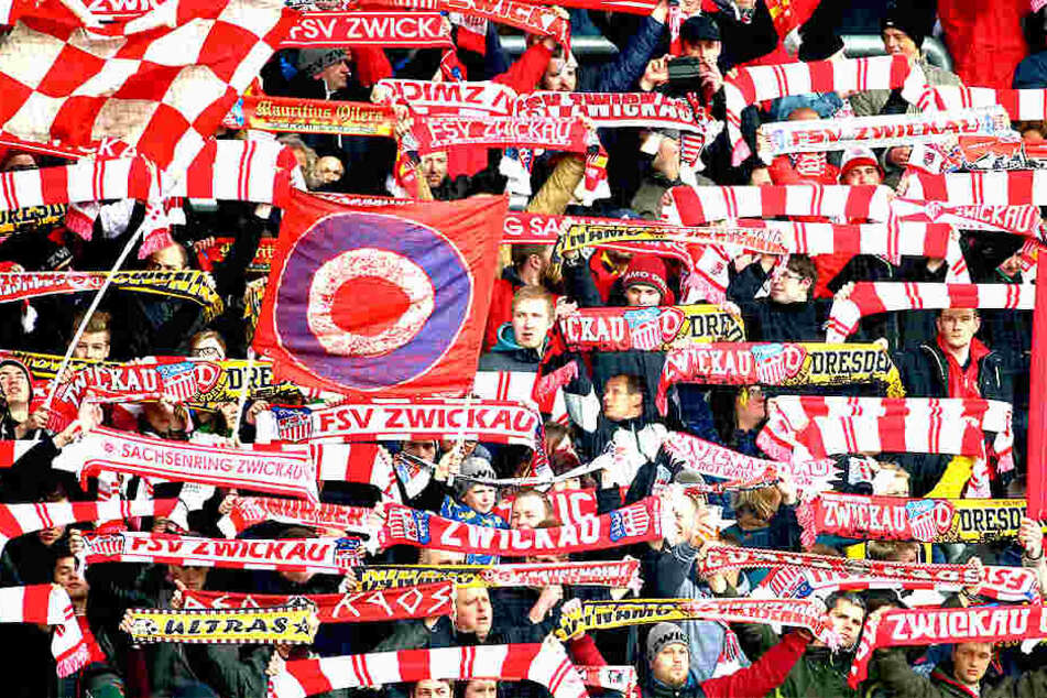 Platz drei für den FSV Zwickau bei
der prozentualen Stadion-Auslastung - auf die Fans der Rot-Weißen war Verlass.