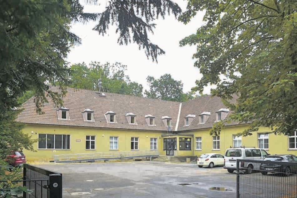 In dieses Gebäude nach Klotzsche soll ein Teil der Bewohner umgesiedelt werden.