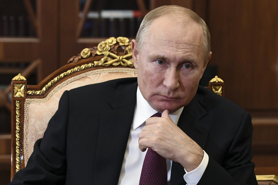 Wladimir Putin (68), Präsident von Russland, zeigt keine Zusammenarbeit im Fall Nawalny. Das kritisiert das Auswärtige Amt scharf.