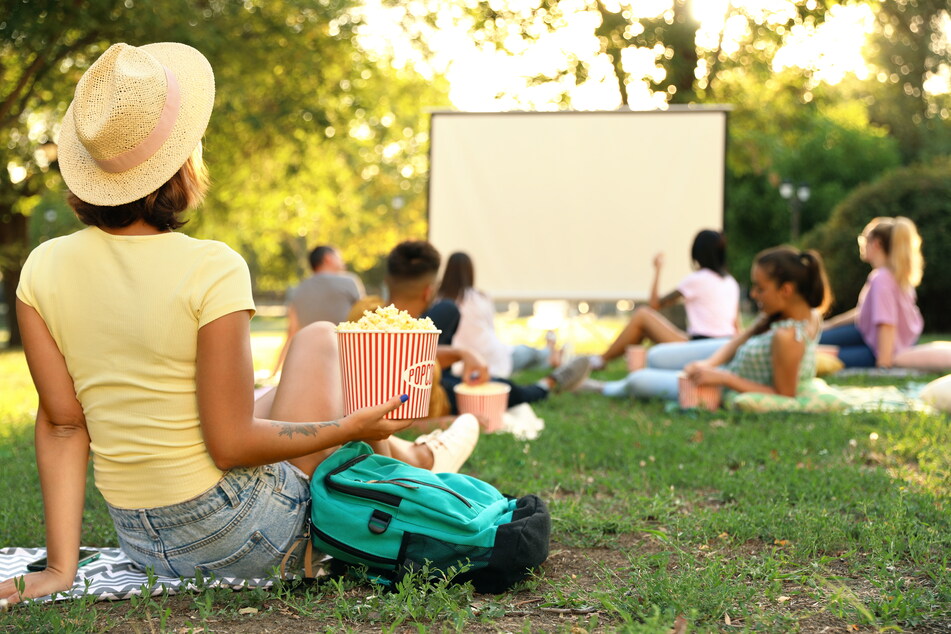 Programmkino im Freien: Genau das Richtige für einen warmen Sommer in Dresden. (Symbolbild)
