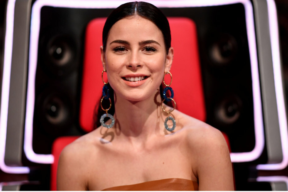 Sängerin Lena Meyer-Landrut (29) am Rande der Sendung "The Voice Kids" - 8. Staffel.
