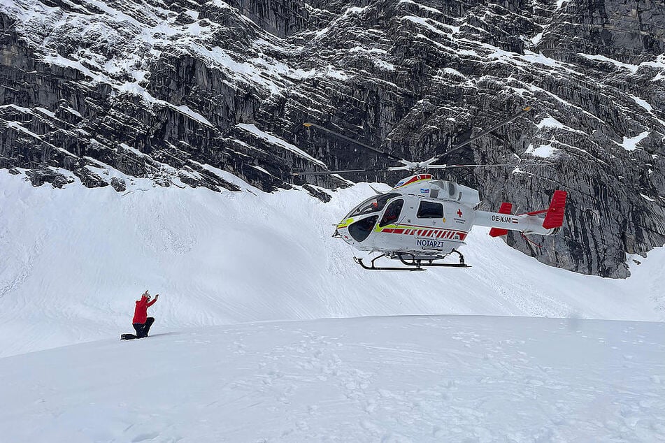 Ein Hubschrauber musste den Verletzten abtransportieren.