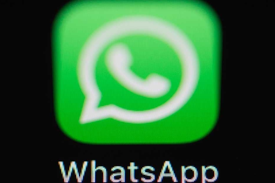 WhatsApp arbeitet offenbar an einer Vereinfachung der Kontaktweitergabe und -Speicherung.