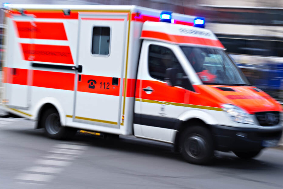 Die Retter konnten einen Patienten erst verzögert in die Klinik bringen. (Symbolbild)