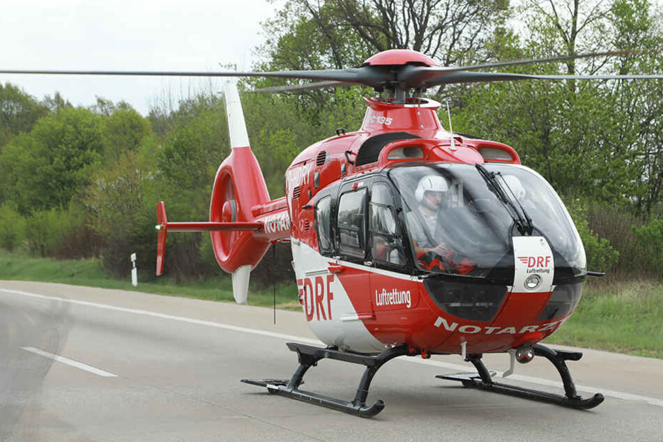 Der Notarzt musste per Rettungshelikopter zum Unfallort anrücken.