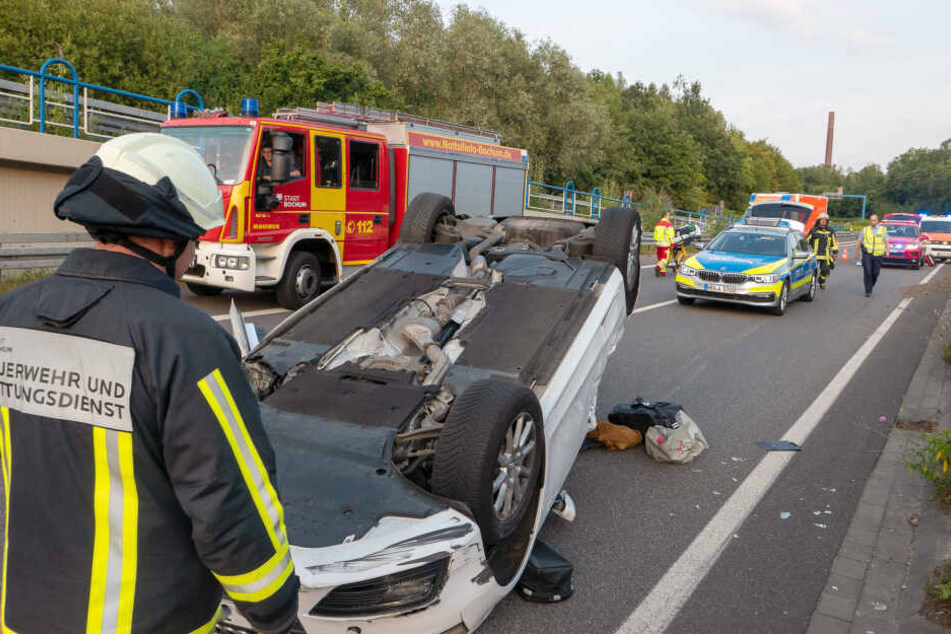 Für die neuen Folgen wurden Feuerwehrkräfte aus Bochum 70 Tage lang rund um die Uhr begleitet.