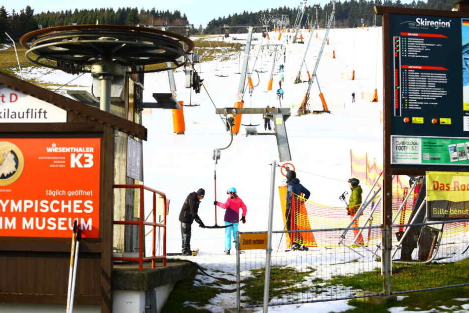Am Donnerstagmorgen setzte sich der Lift in Bewegung.