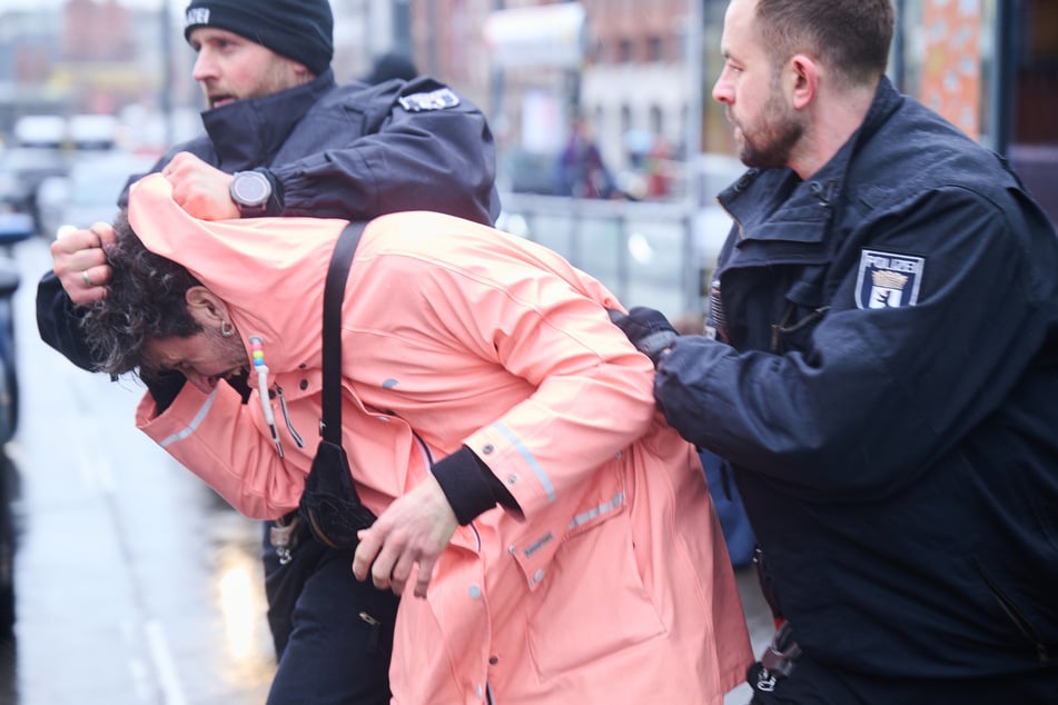 Raphael Thelen (40) ist Sprecher der Neuen Generation und hat bereits an Klimaprotesten mitgewirkt.