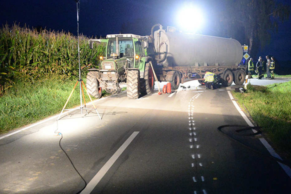 Der Fahrer des Traktors wurde von der Staatsanwaltschaft angeklagt.