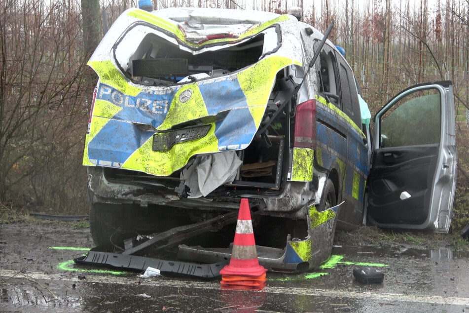 In Thüringen hat die Zahl von Unfällen mit Polizeifahrzeugen zugenommen. (Archivbild)