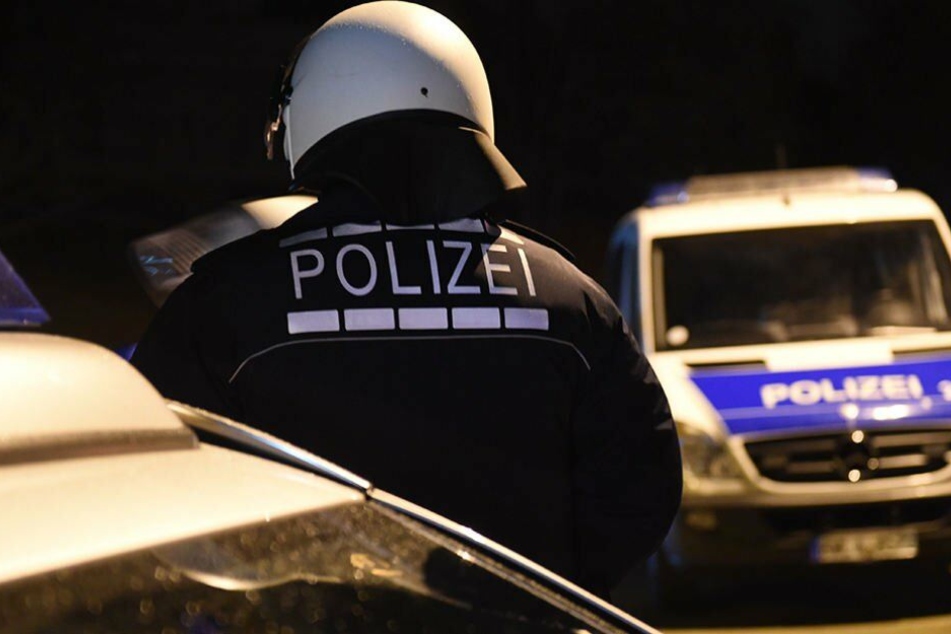 In der Nacht zu Samstag schlugen die unbekannten Täter zu. (Symbolbild)