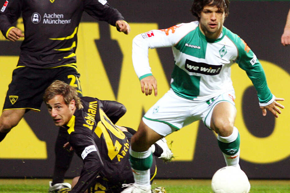 Der Brasilianer Diego 2007 im Bremer Weserstadion gegen Alemannia Aachen. Diego schoss 57 Bundesliga-Tore.