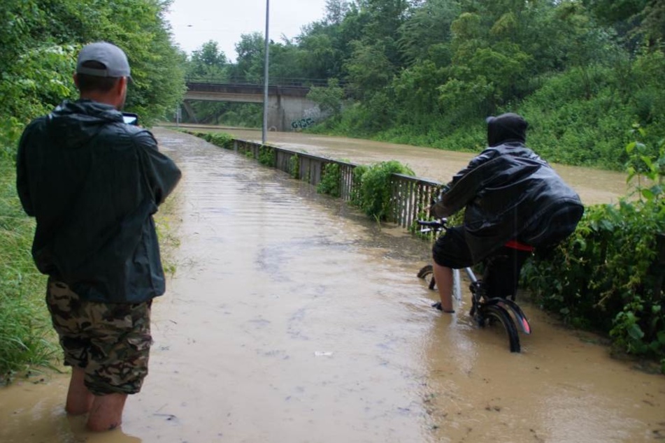 In Kirchheim unter Teck waren die Wege stellenweise sogar unpassierbar.