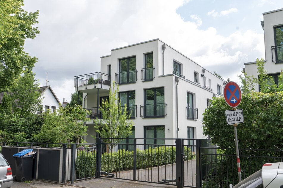 Zusammen mit seinen Eltern und einem Bruder soll der 20-Jährige in diesem Haus gelebt haben.