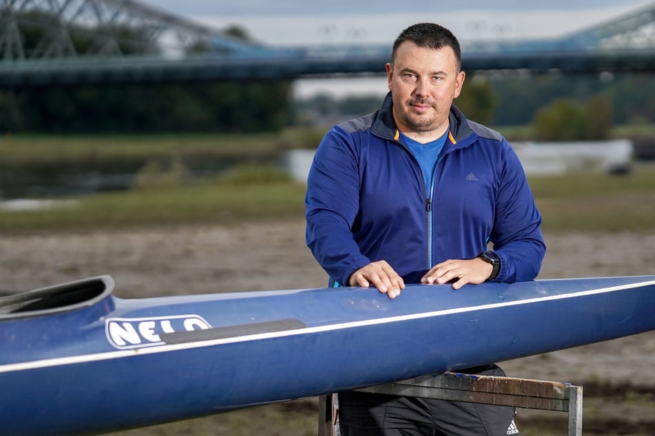 Trainer Patrick Lux (33) war einst selbst erfolgreicher Kanusportler und ist am Blauen Wunder nun für die Talente zuständig.