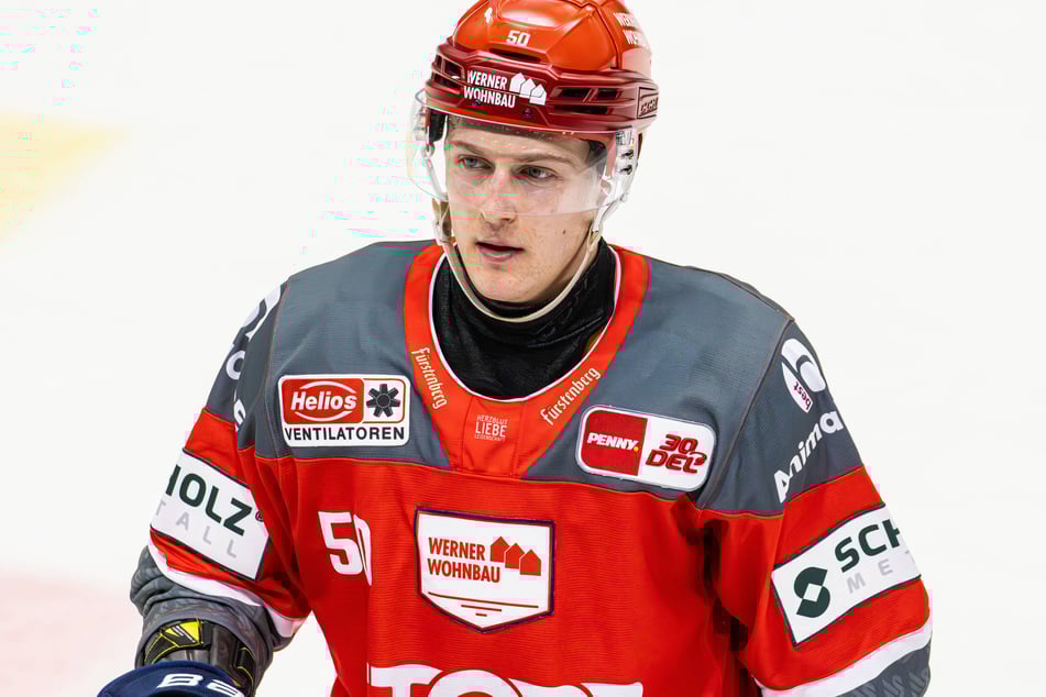 Wird Verteidiger Peter Spornberger (26) der erste Neuzugang der Dresdner Eislöwen für die DEL?
