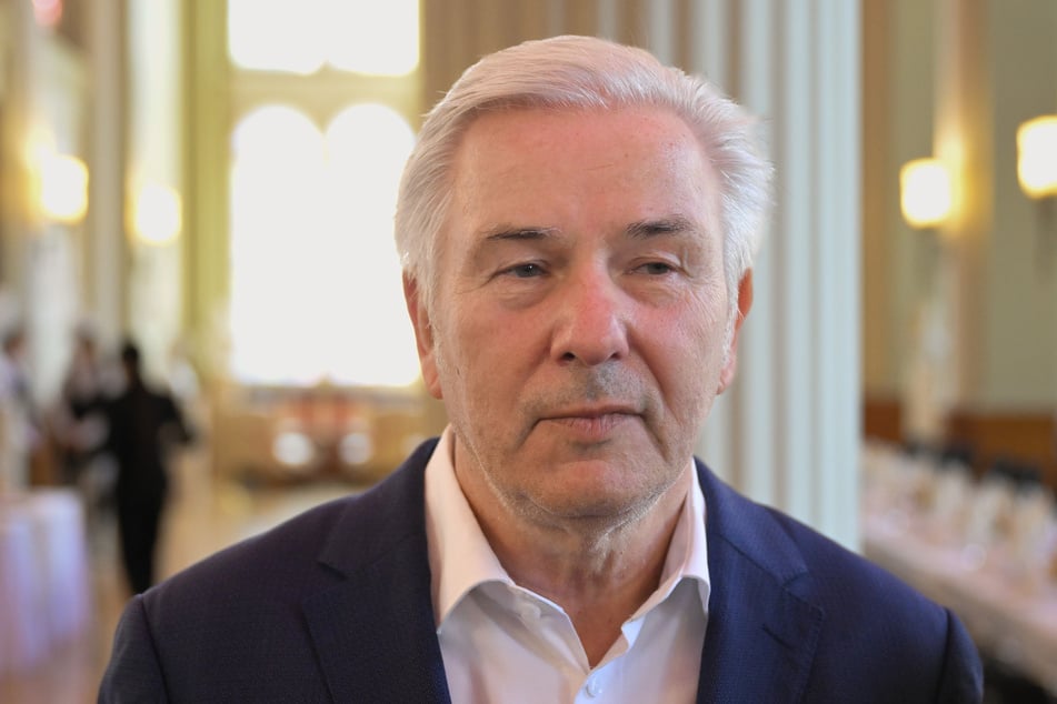 Klaus Wowereit (72), Berlins früherer Regierender Bürgermeister, sieht die gesellschaftliche Entwicklung kritisch.